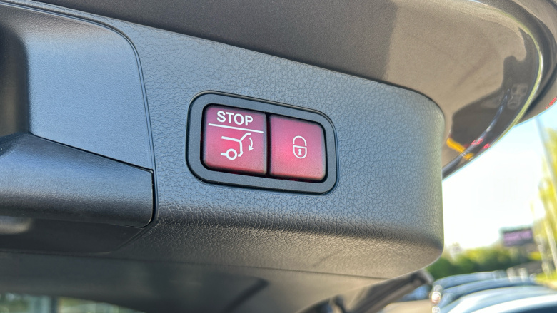 Mercedes-Benz GLB 220d 4Matic AMG Line Premium 5dr 8G-Tronic Diesel Estate